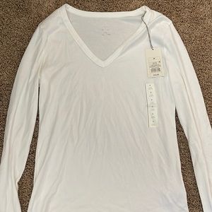 v neck long sleeve